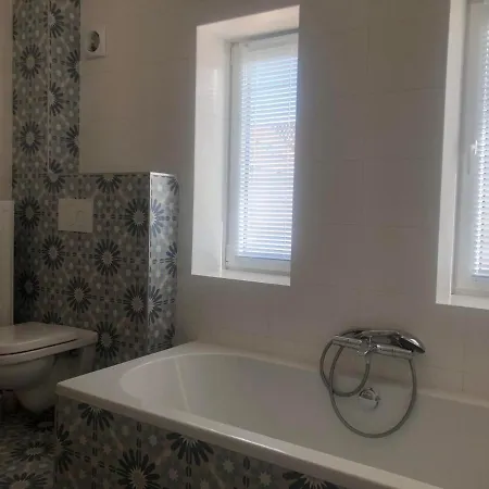 Chez Raoul - Grange De Charme & Luxe A La Campagne - 15min Charleroi Airport 尼维尔