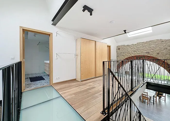 Maison d'hôtes Chez Raoul - Grange De Charme&luxe à La Campagne - 15min Charleroi Airport